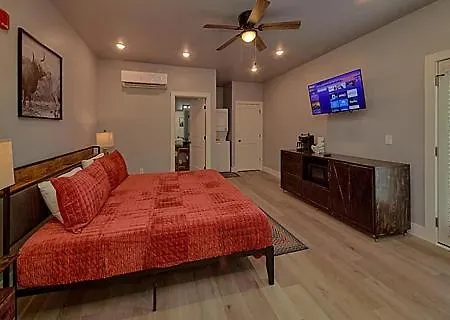 #2 Studio Town Place 2